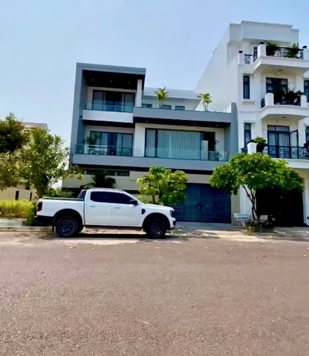 Nha 3 tang Mat tien Vo Ngoc Ho Nha 3 tang Mat tien Vo Ngoc Ho