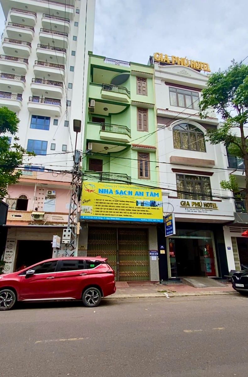Nha 4 tang Mat tien Tran Anh Tong Nha 4 tang Mat tien Tran Anh Tong